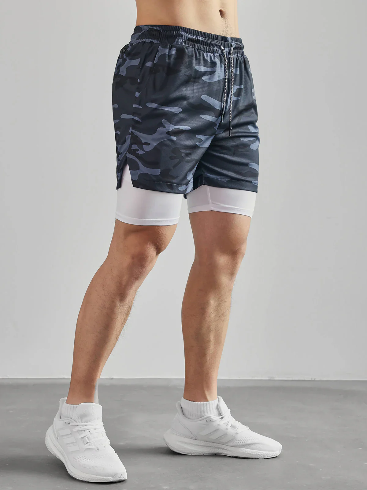 7" Kinetic Pocket Lined 2 in 1 Mesh Stretch Short - Image 3