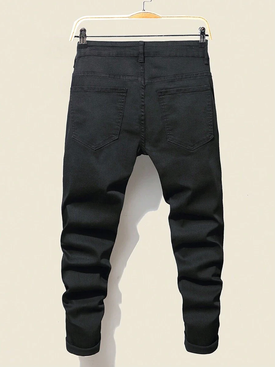 Hypemode  Large Size Ripped Jeans With Slant Pockets - Image 4