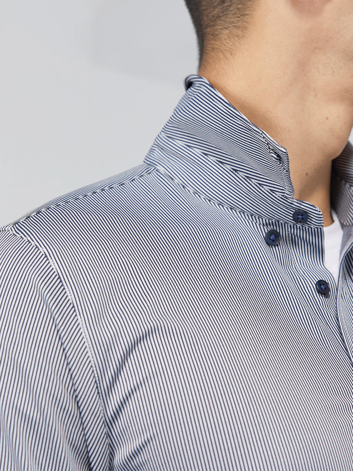 Commuter Performance Dress Shirt - Image 25