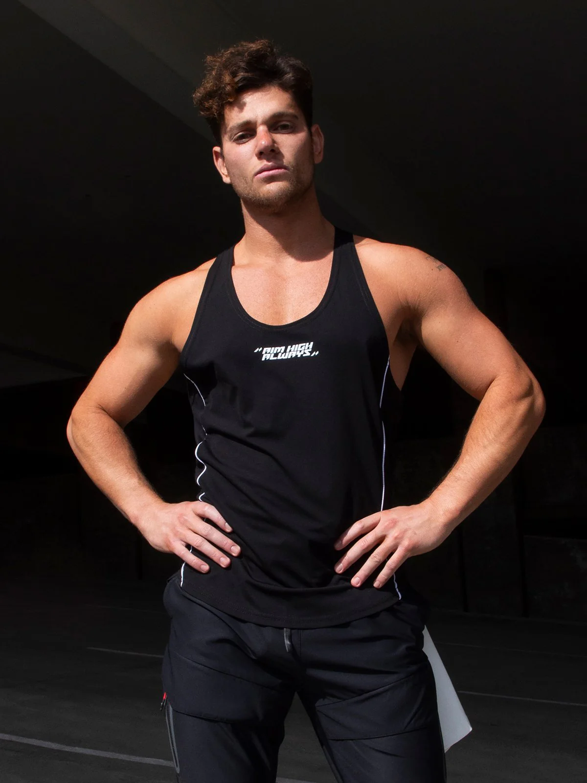 Quick Dry Train Stringer Stretch Tank - Image 13